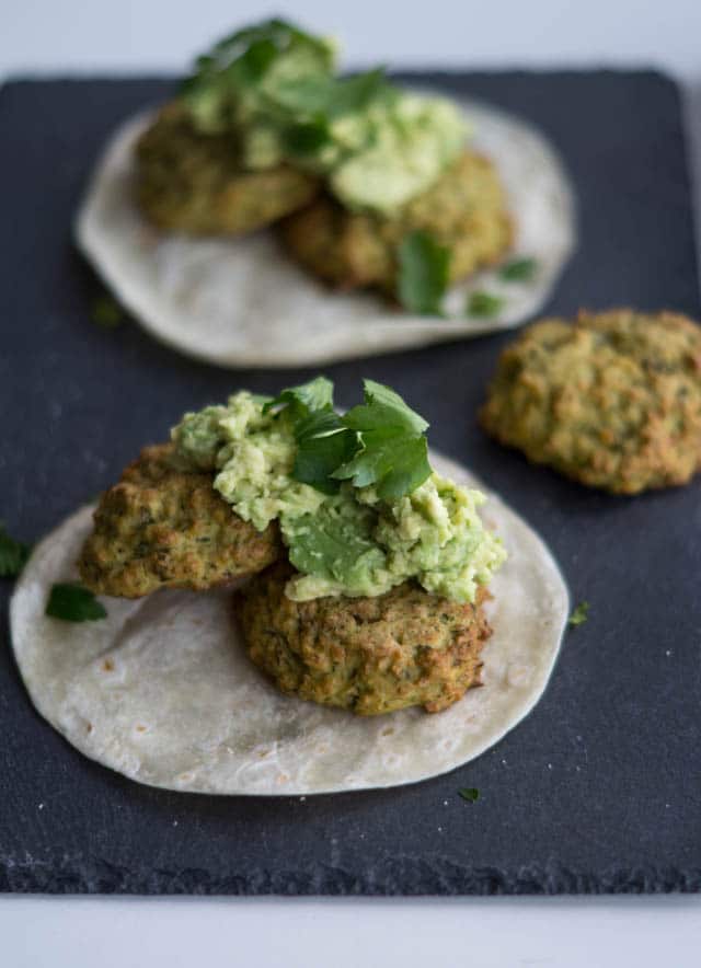 Ovnbagte grønne falafler