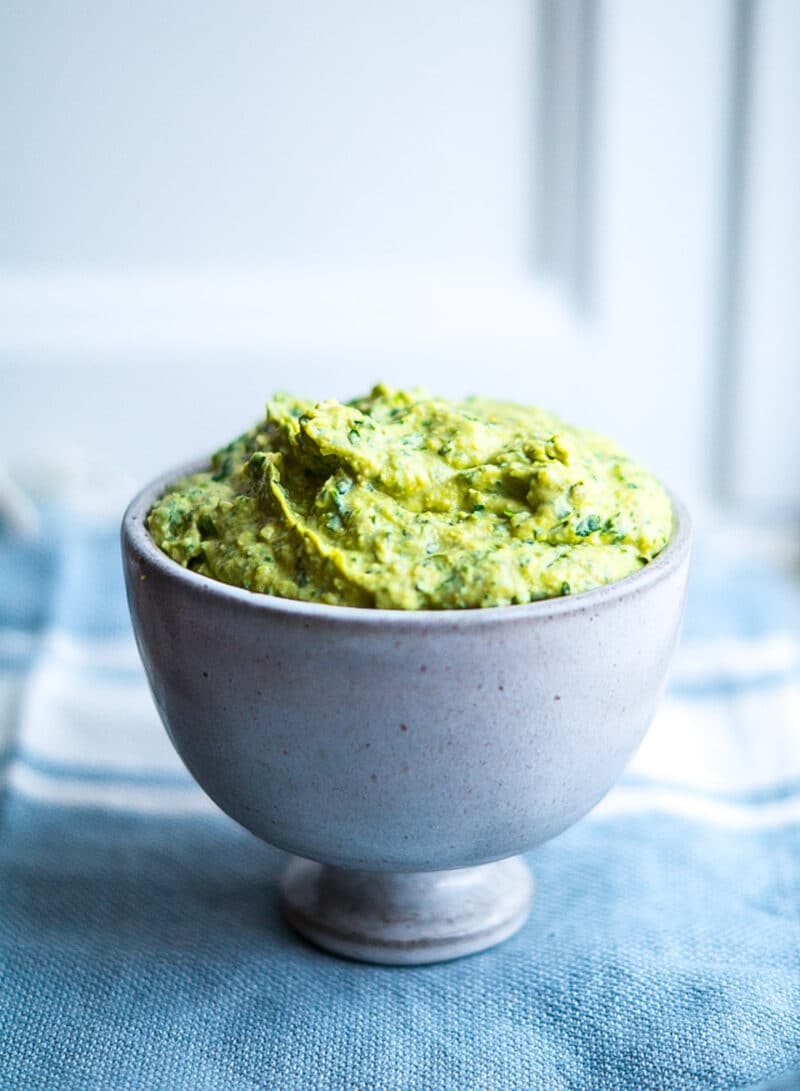 Grøn persille hummus - hummus med persille og spinat
