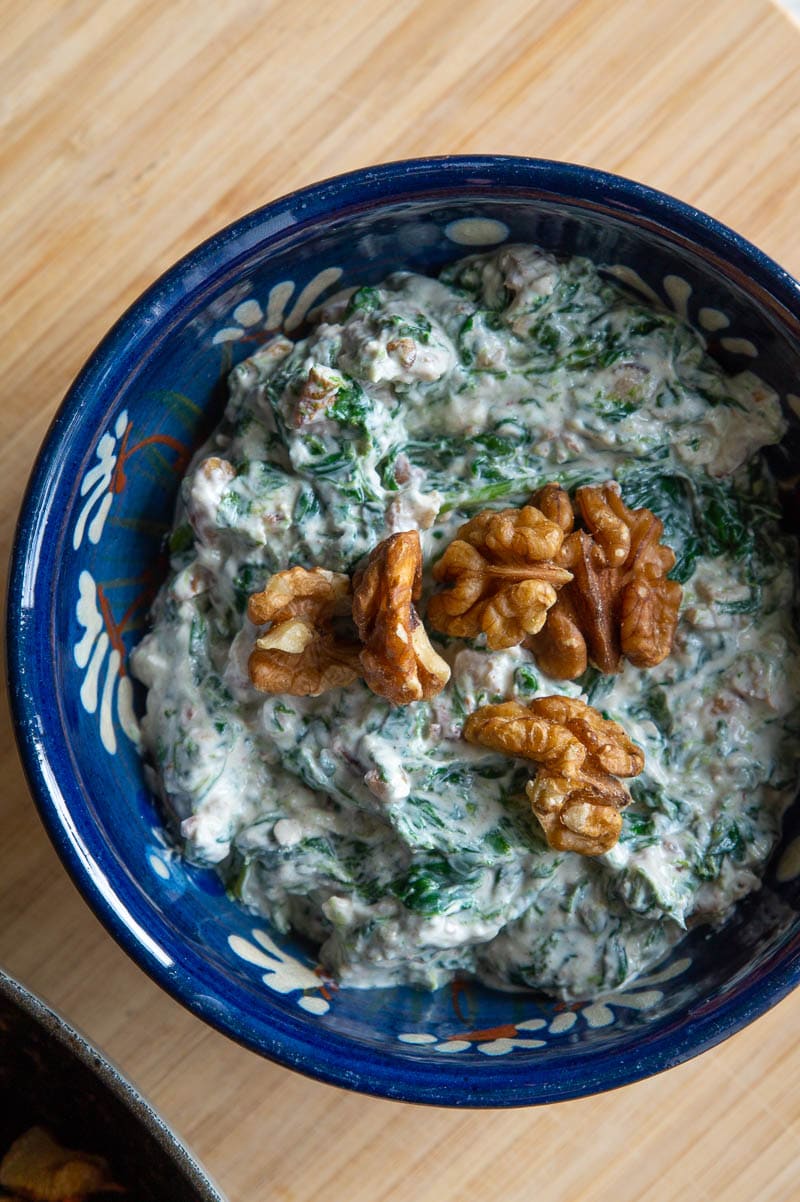 Persisk dip med yoghurt og spinat
