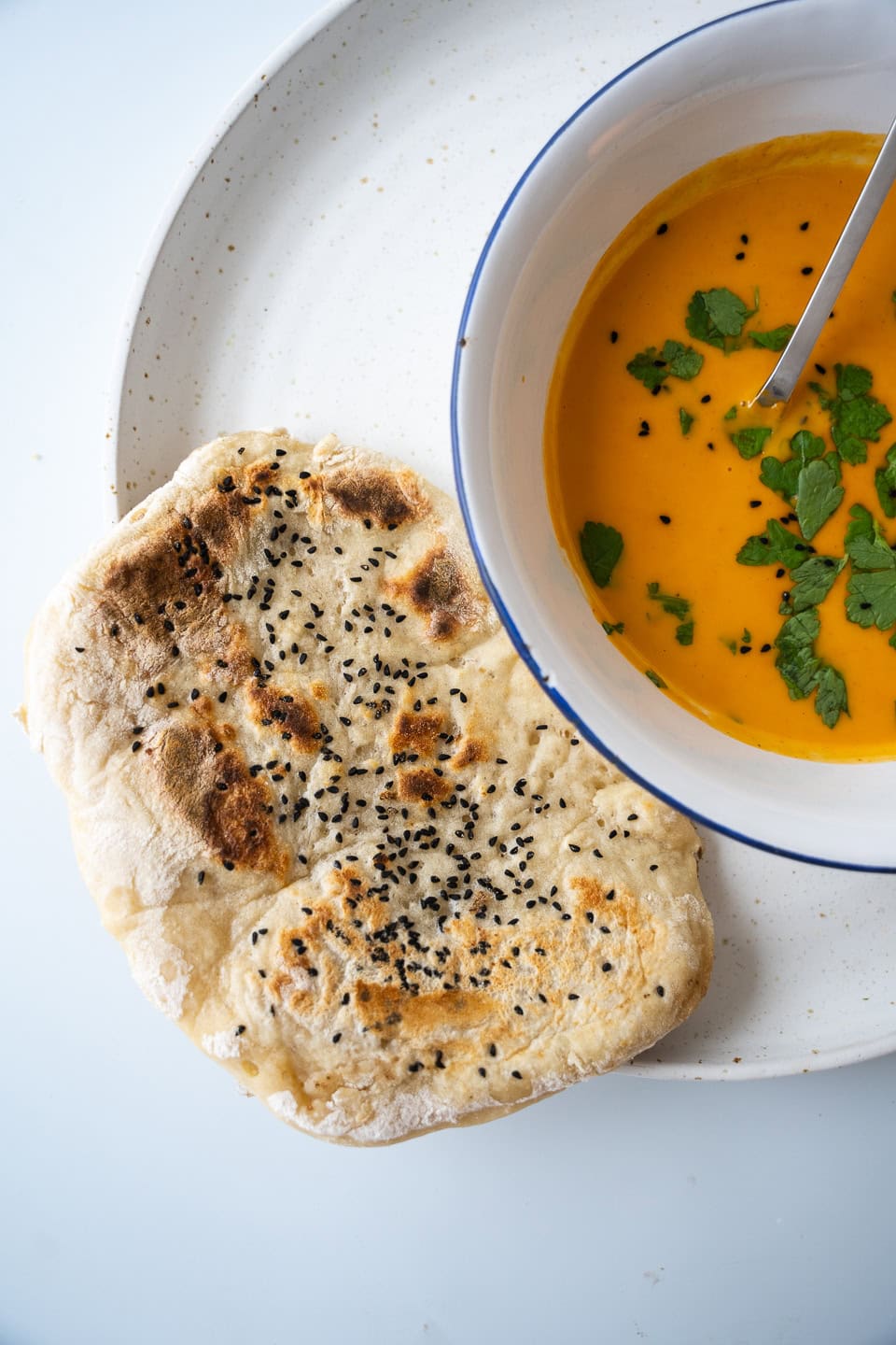 Hytteost naan